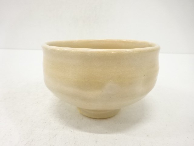 JAPANESE COLLECTIBLE / TEA BOWL BY RAKUGANZO
